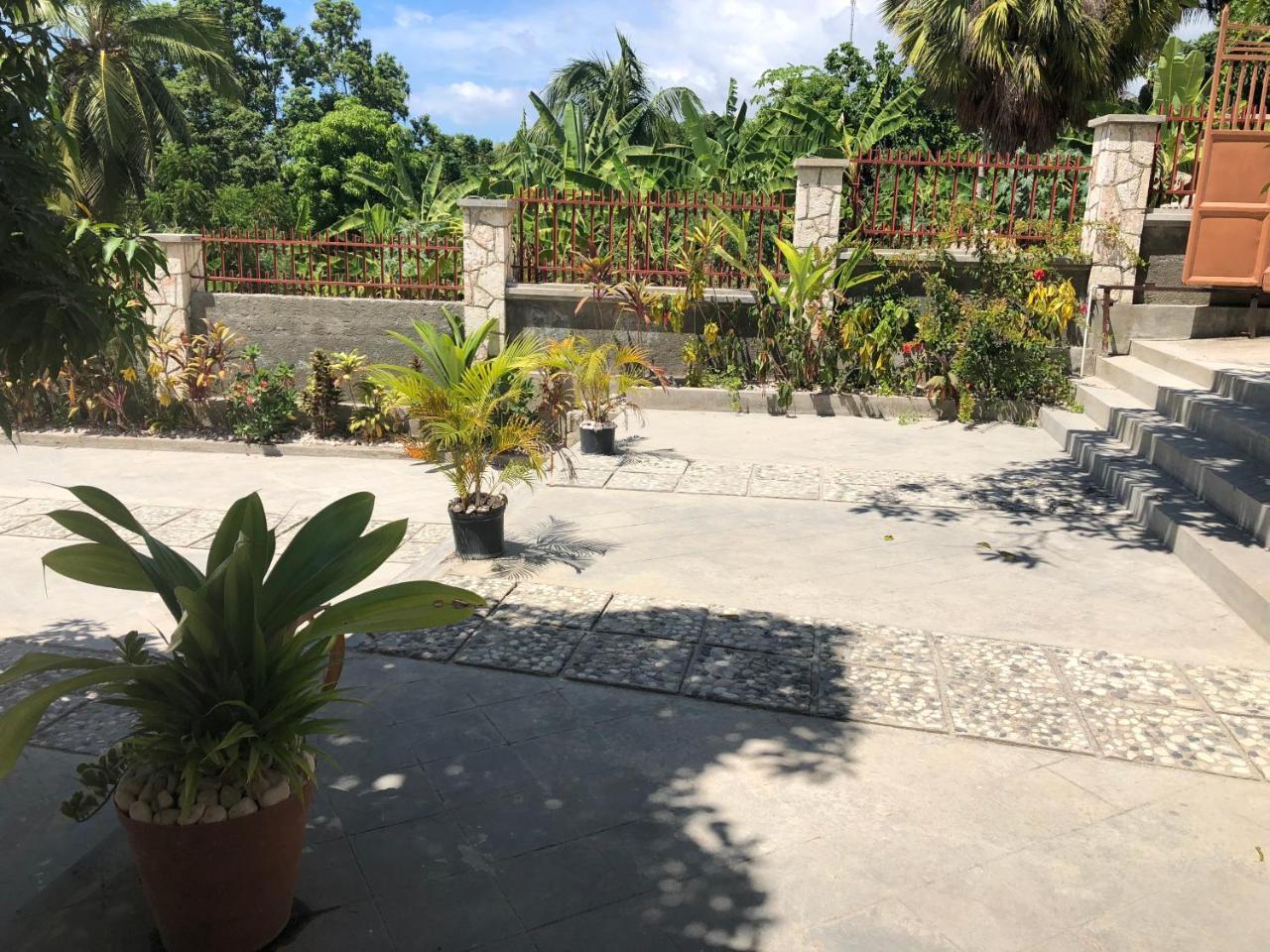 Hotel Inoubliable Cotterelle Esterno foto